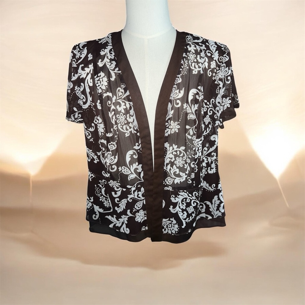 Studio I Brown and White Floral Blouse